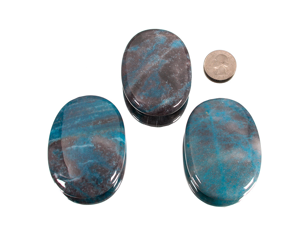 Trolleite Palm Stone - 1 pc Trolleite Palm Stone - 1 pc