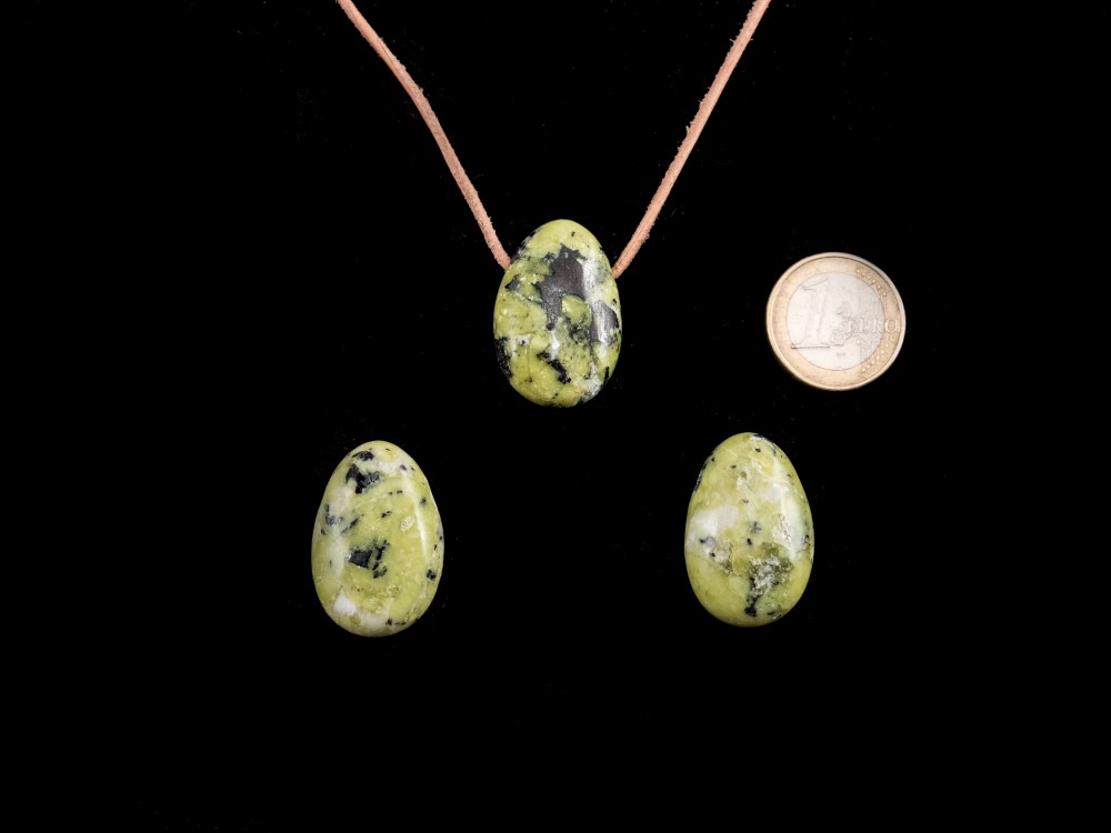 Lizardite Drop Bead Pendant