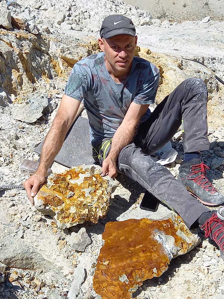 Pyrite Cube - Naturally grown - 1 pc Pyrite Cube - Naturally grown - 1 pc