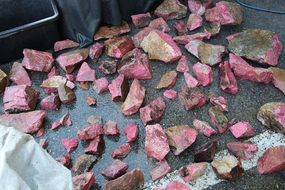 Thulite Rough Stones - 1 lb Thulite Rough Stones - 1 lb