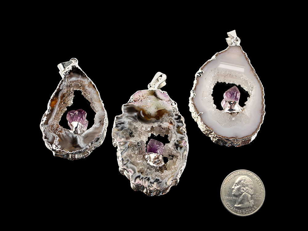 Agate Pendant with Amethyst Crystal - Silver / Gold