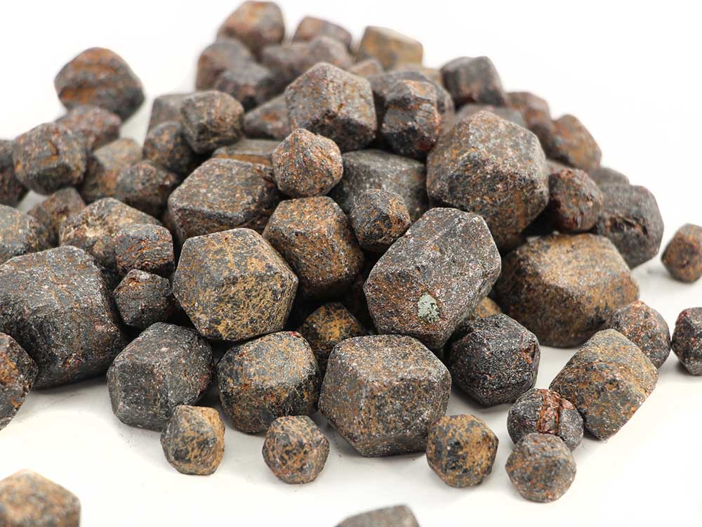 Garnet Natural Crystals - 1 lb Garnet Natural Crystals - 1 lb