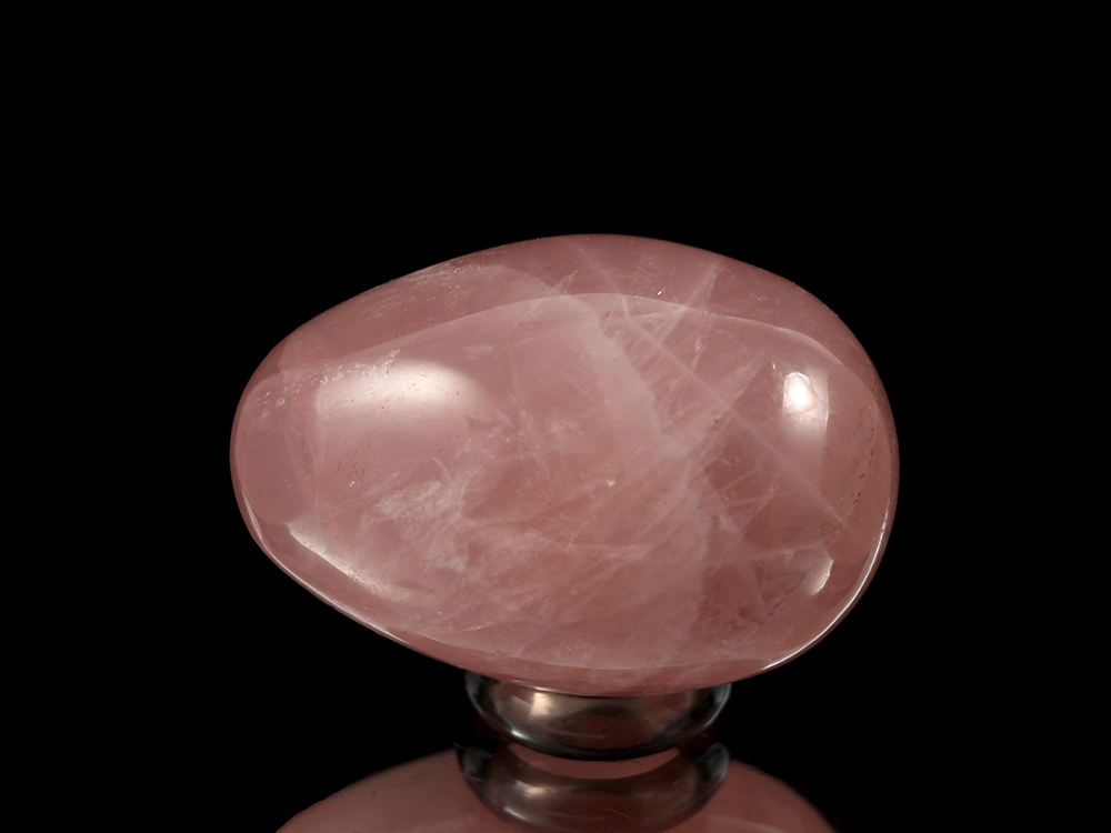 Rose Quartz Egg - 1 pc Rose Quartz Egg - 1 pc